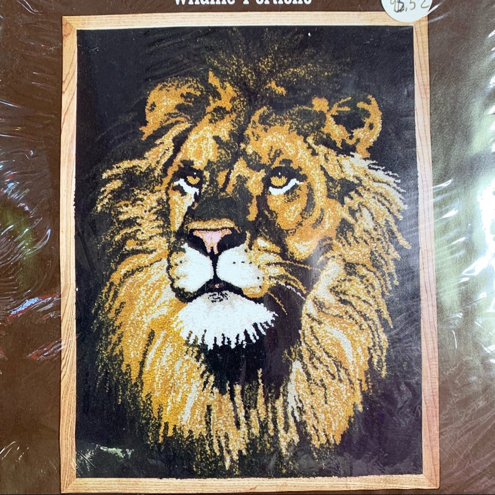 70s Lion Rug Kit - Picture 2 of 7